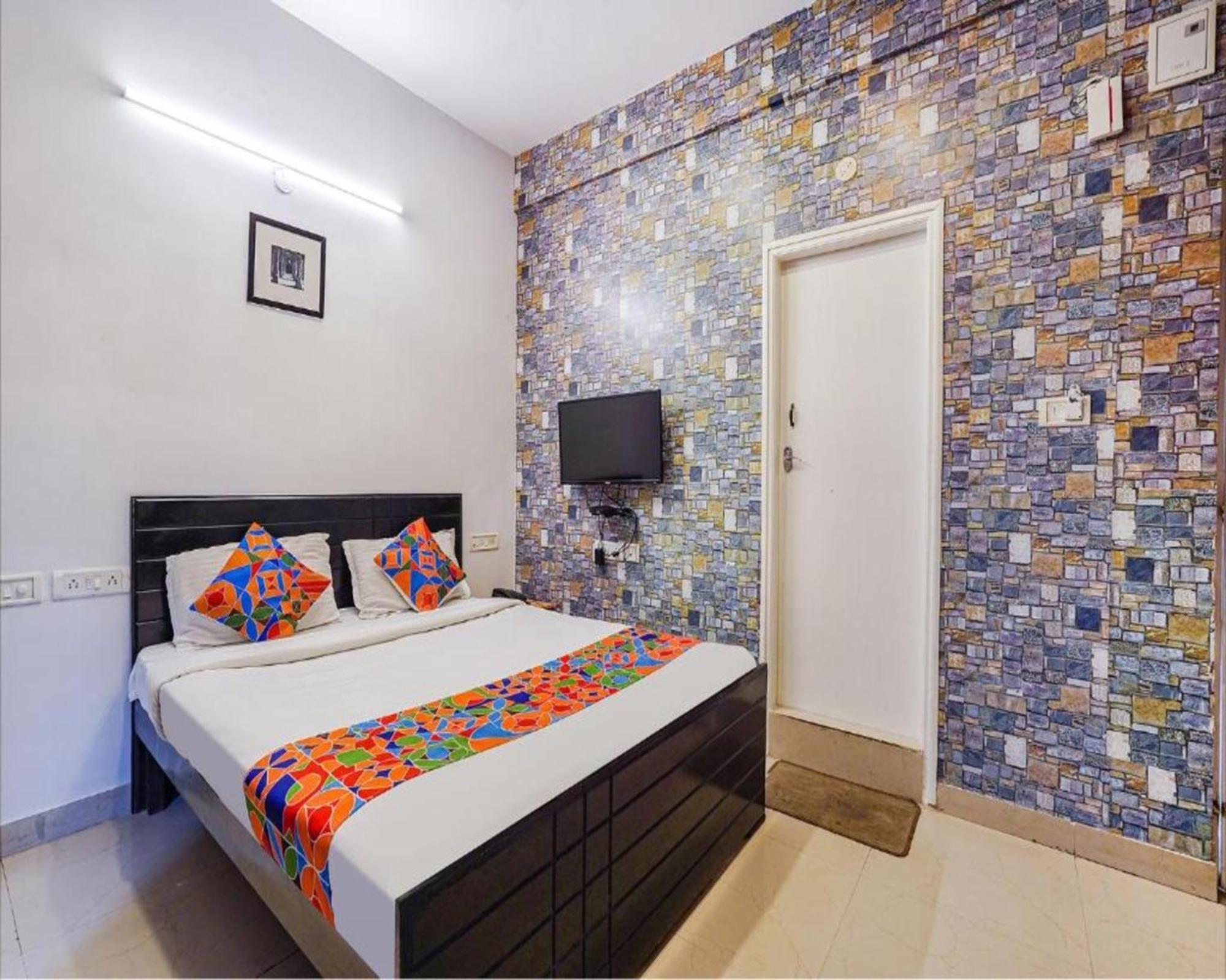 Fabexpress Kings Suites I Bangalore Bagian luar foto