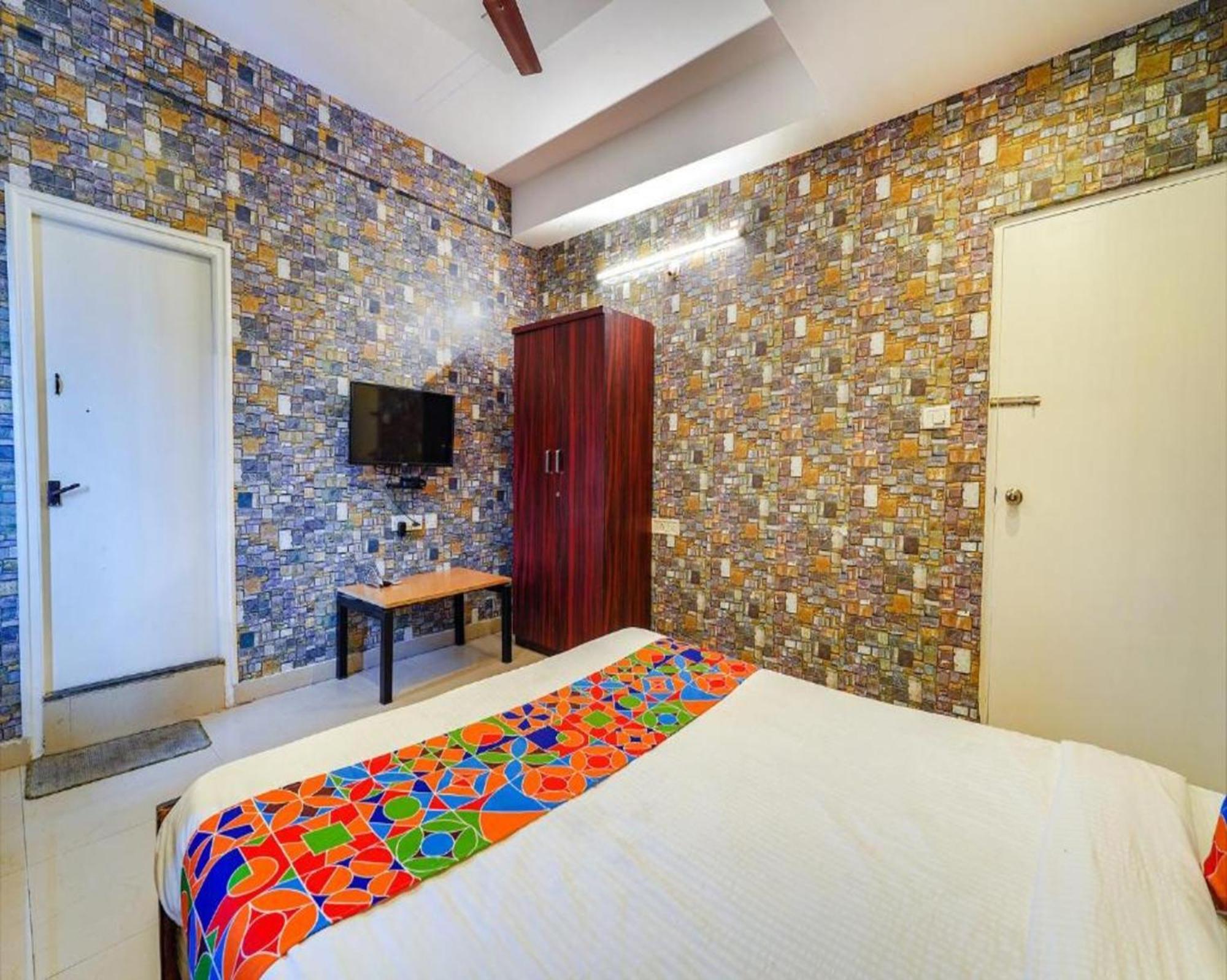 Fabexpress Kings Suites I Bangalore Bagian luar foto