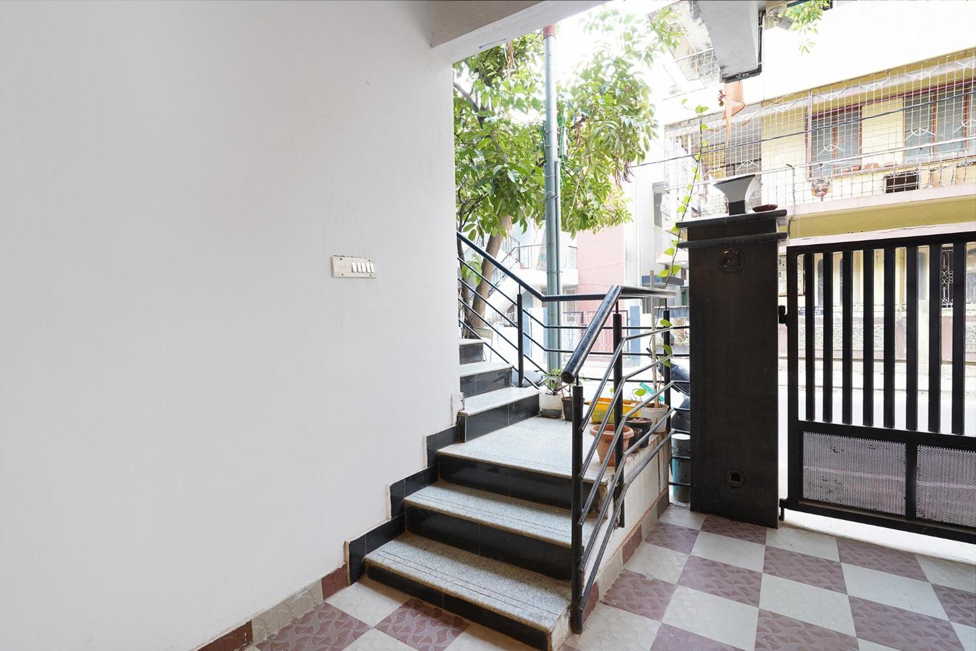 Fabexpress Kings Suites I Bangalore Bagian luar foto