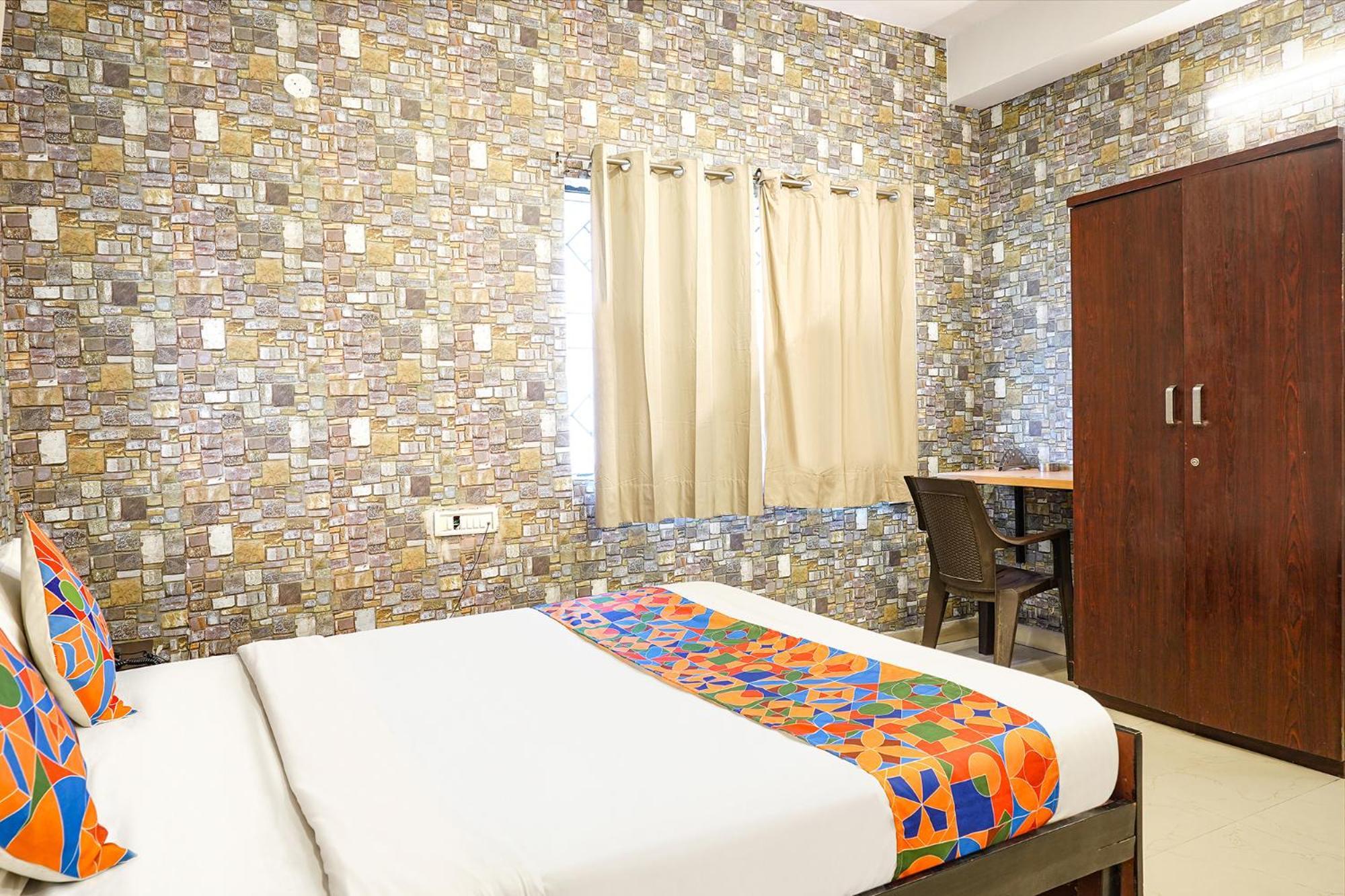 Fabexpress Kings Suites I Bangalore Bagian luar foto