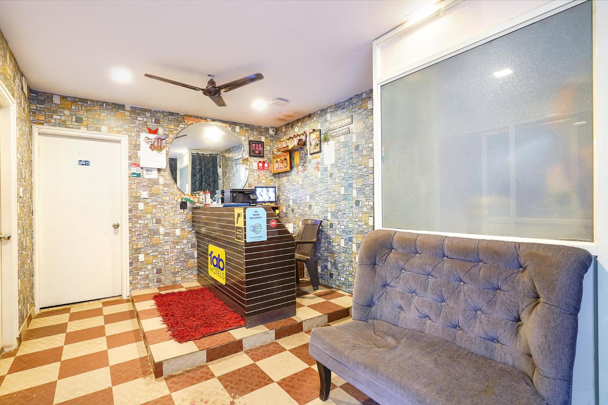 Fabexpress Kings Suites I Bangalore Bagian luar foto