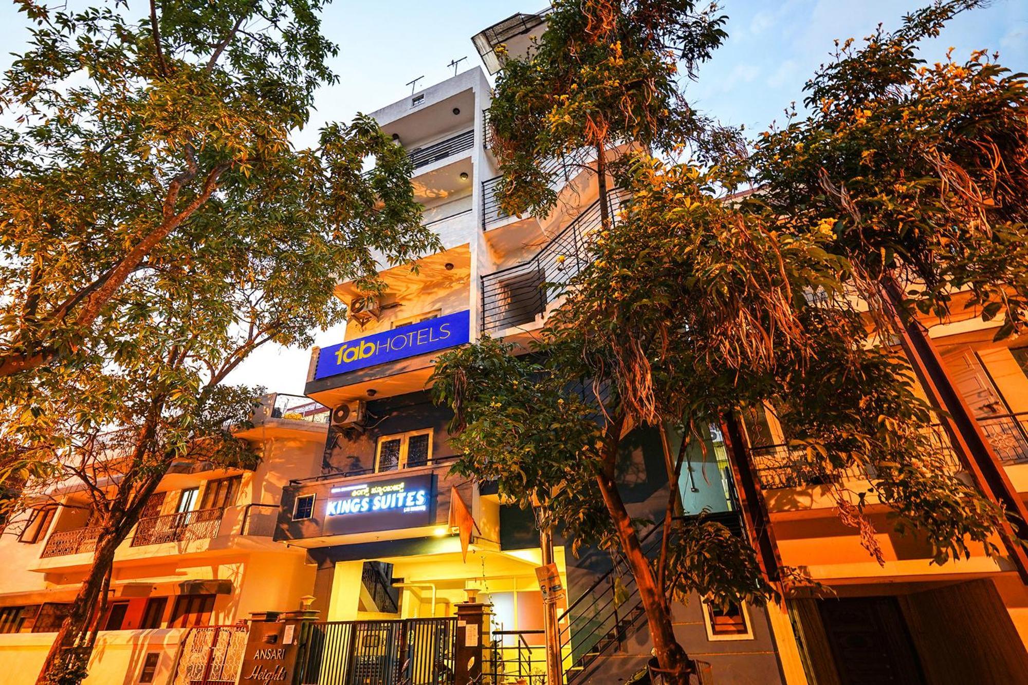 Fabexpress Kings Suites I Bangalore Bagian luar foto